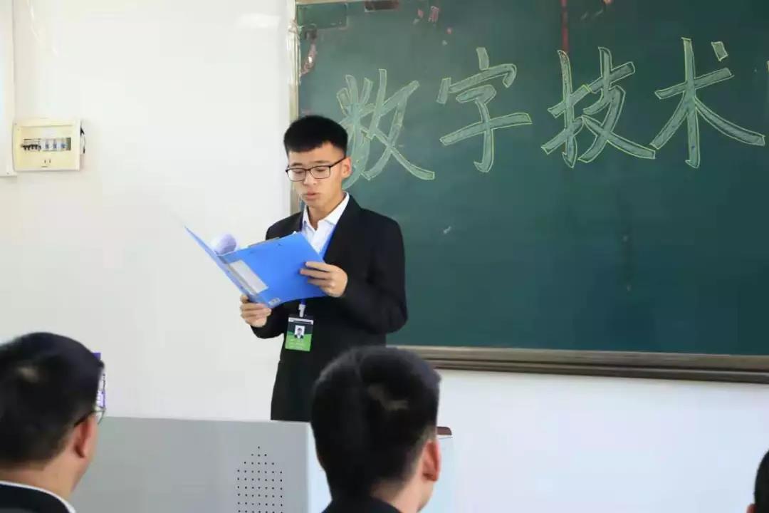 创新创业部部长王昊