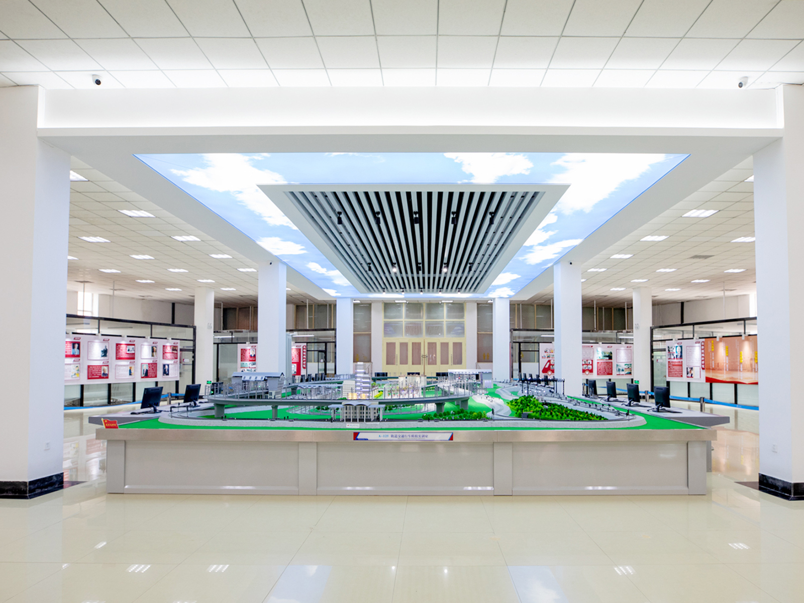 A125轨道交通行车模拟实训室