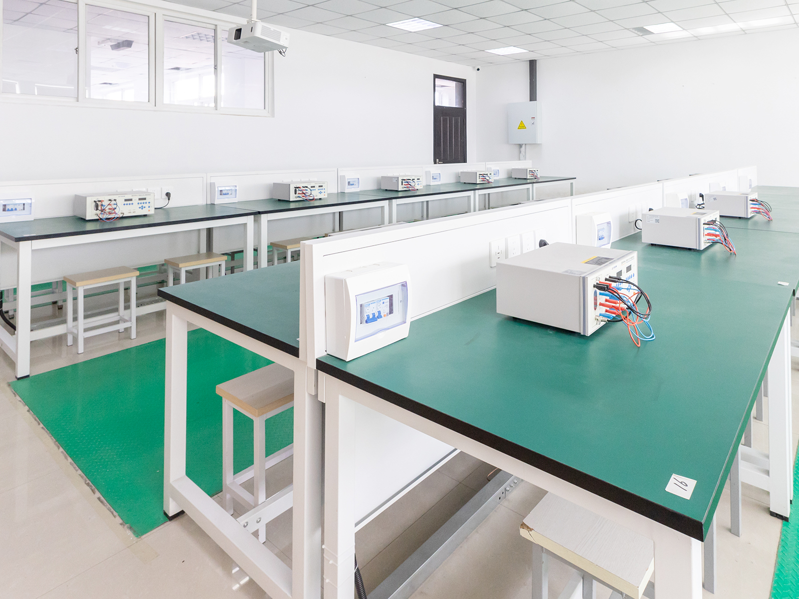 B606霍尔效应实验室