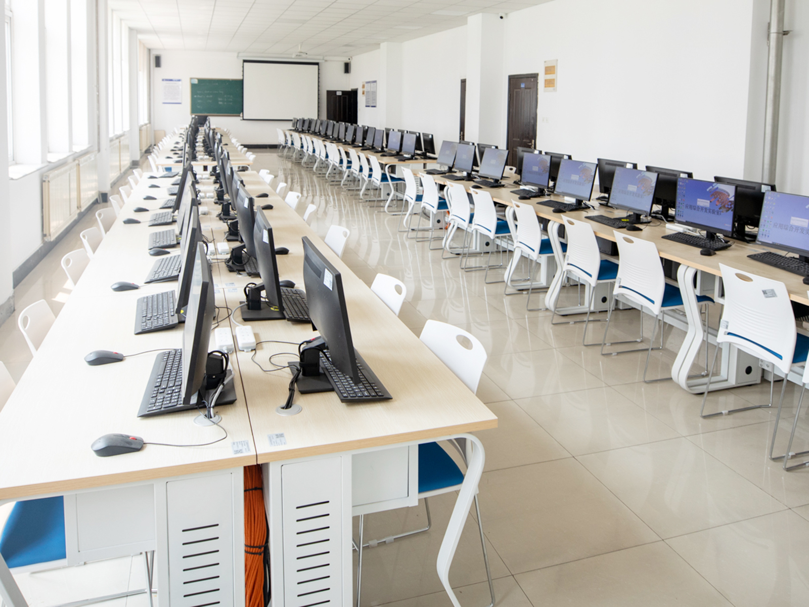 D303应用综合开发实验室I