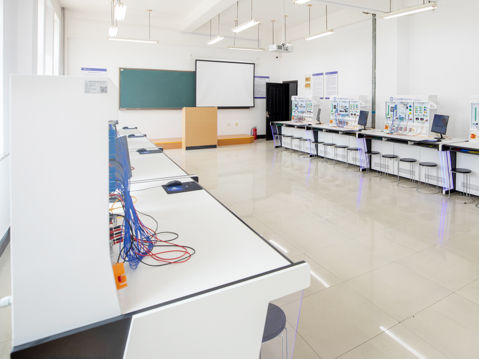 D504机电传动控制实验室3