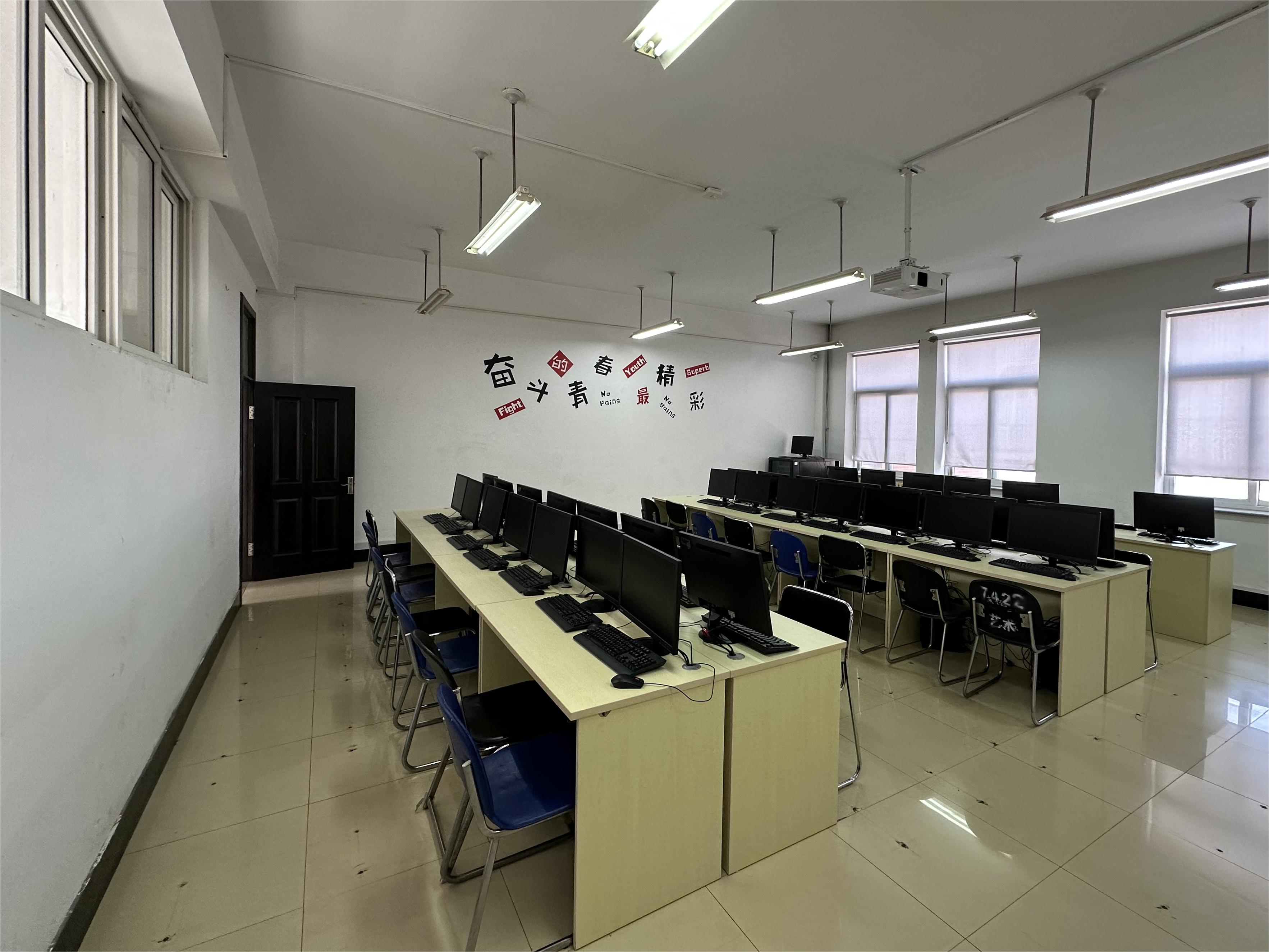 C409-三维动画机房